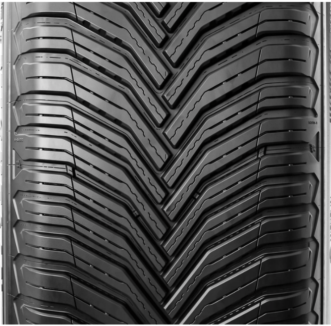 Front-facing view of the MICHELIN CrossClimate2 tread pattern highlighting its directional design for all-season traction.